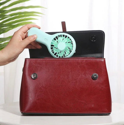 Compact USB Mini Fan – Adjustable Speeds & Quiet Cooling